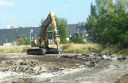 �p�let bont�s feladathoz ill� technol�gi�val, ak�r csendes beton roppant�ssl is